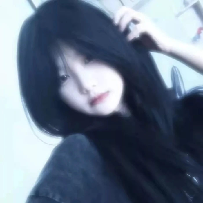 美女图片微信头像侧面_美女图片微信头像背影酷霸气