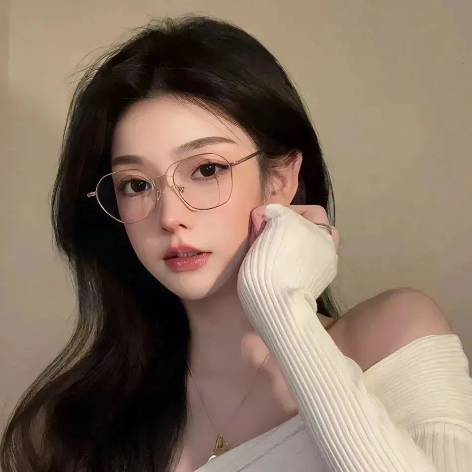 美女自拍_美女头像真人
