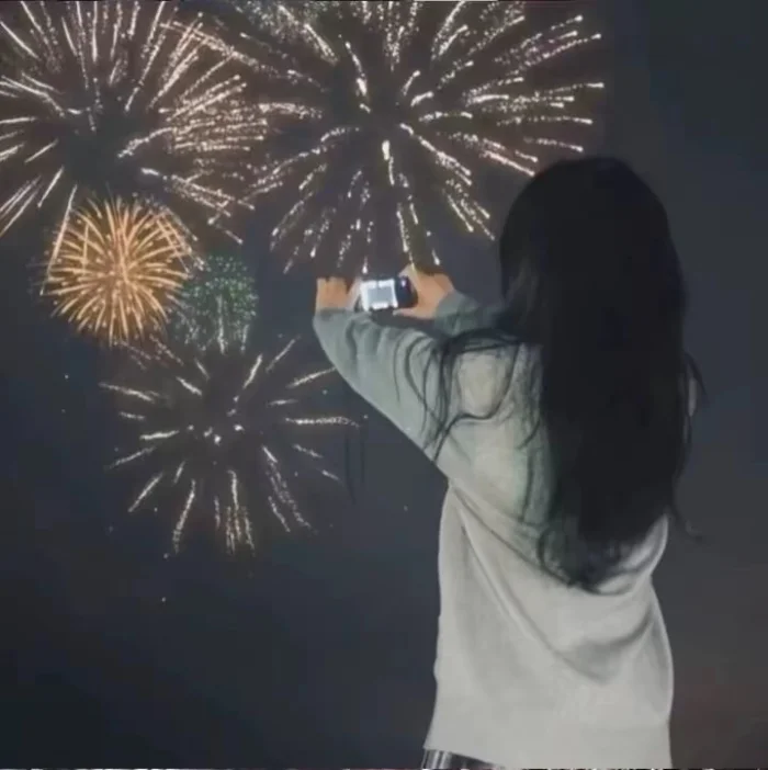 美女头像高冷_美女头像漂亮