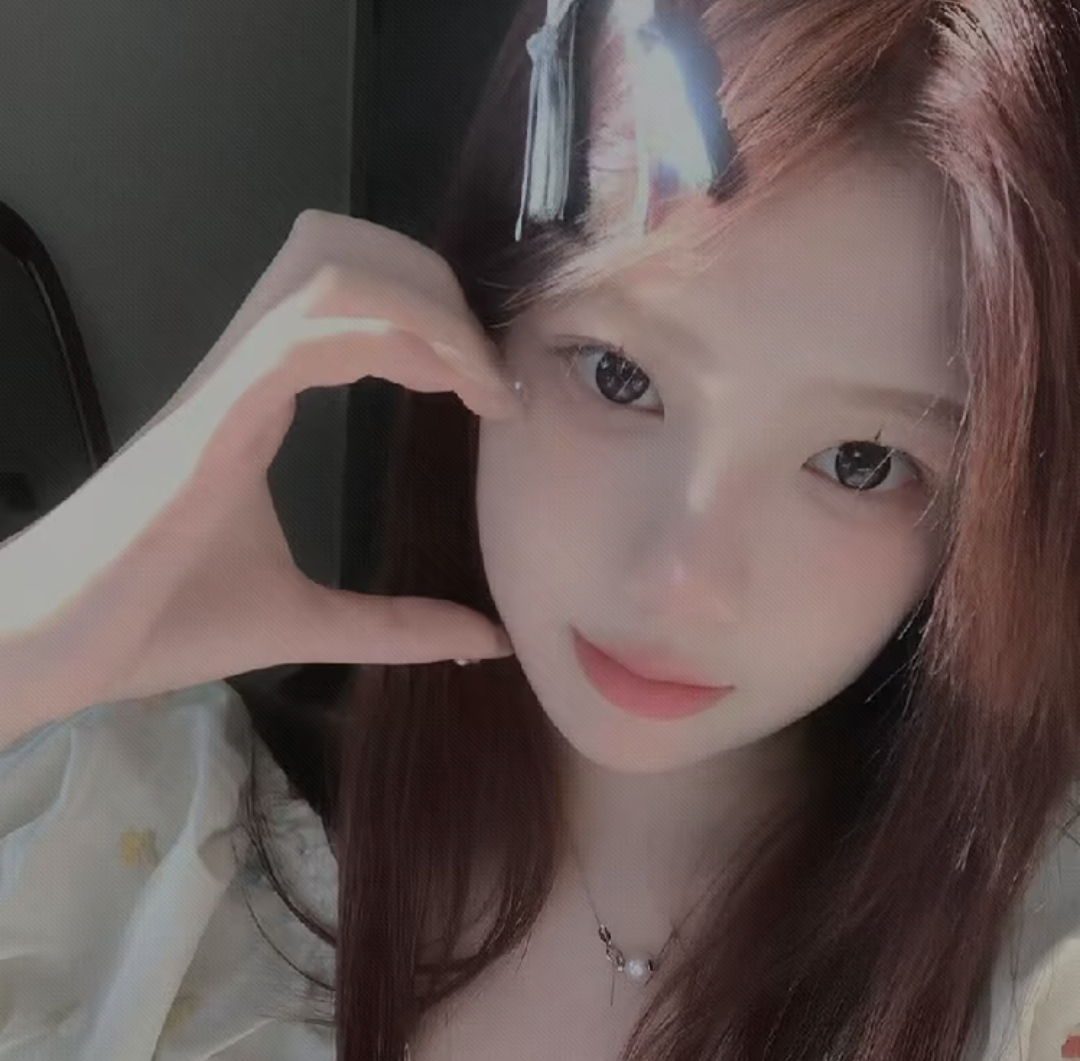 美女壁纸手机壁纸高清_美女头像真人侧脸