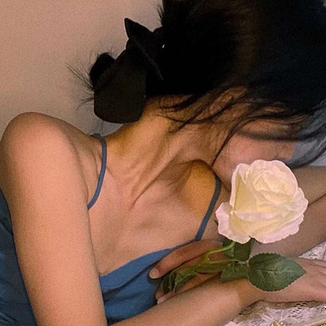 美女照片背影侧面唯美_美女照片.可爱霸气