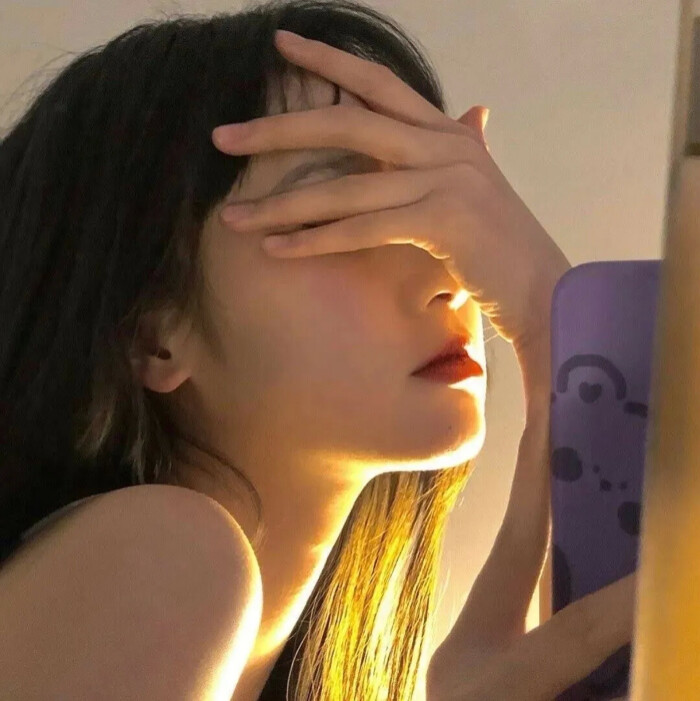 美女照片背影侧面_美女头像真人