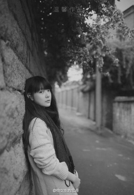 美女照片游泳壁纸_美女照片性格