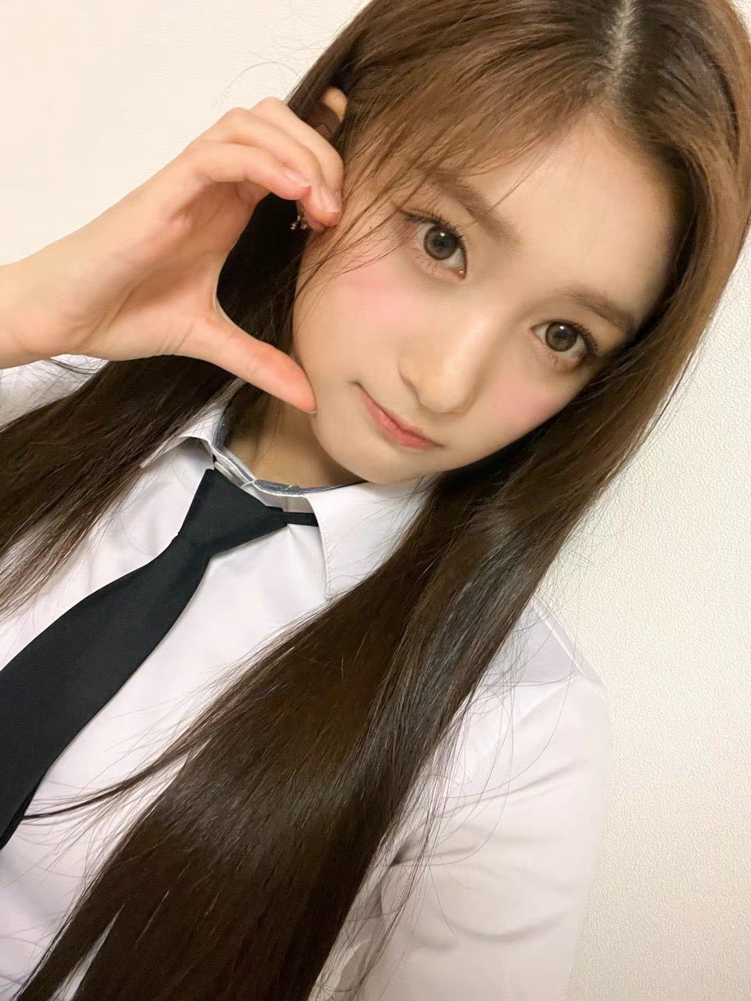 美女头像高冷_美女自拍
