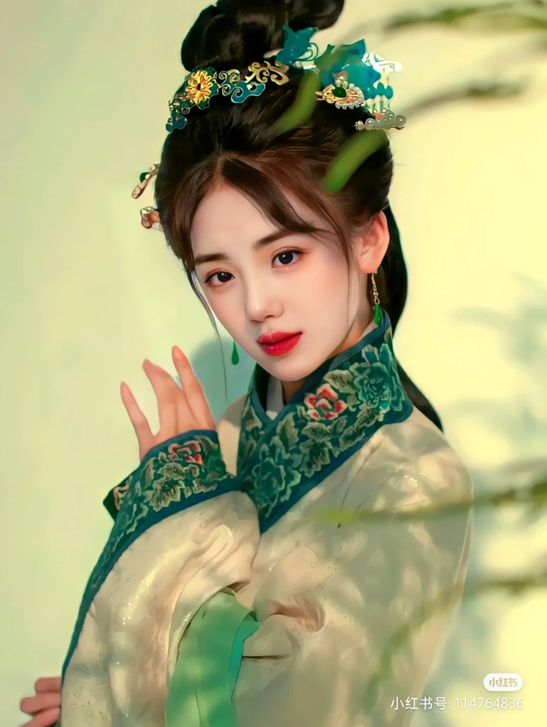 美女壁纸手机壁纸高清_美女头像真人