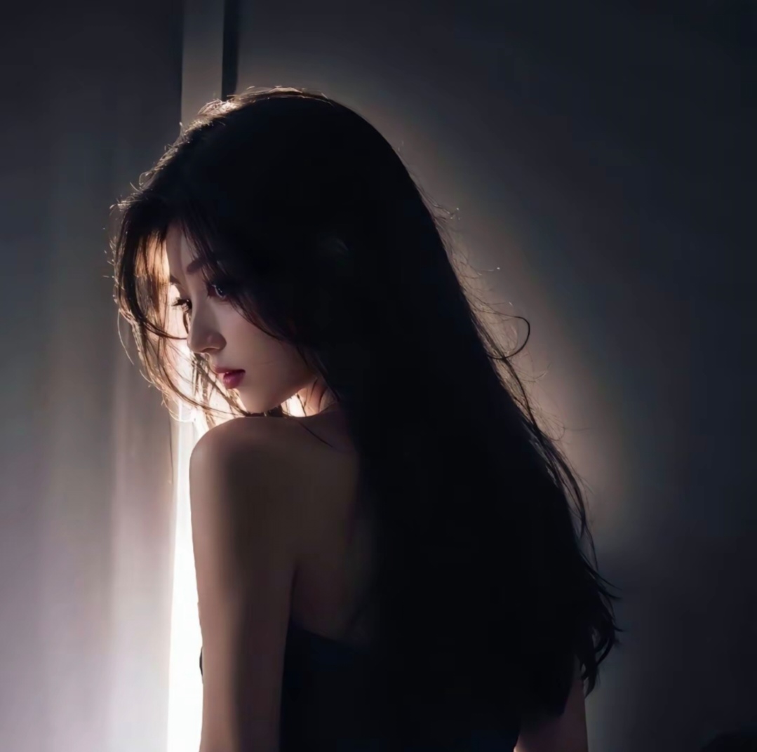 美女自拍_美女头像一个人