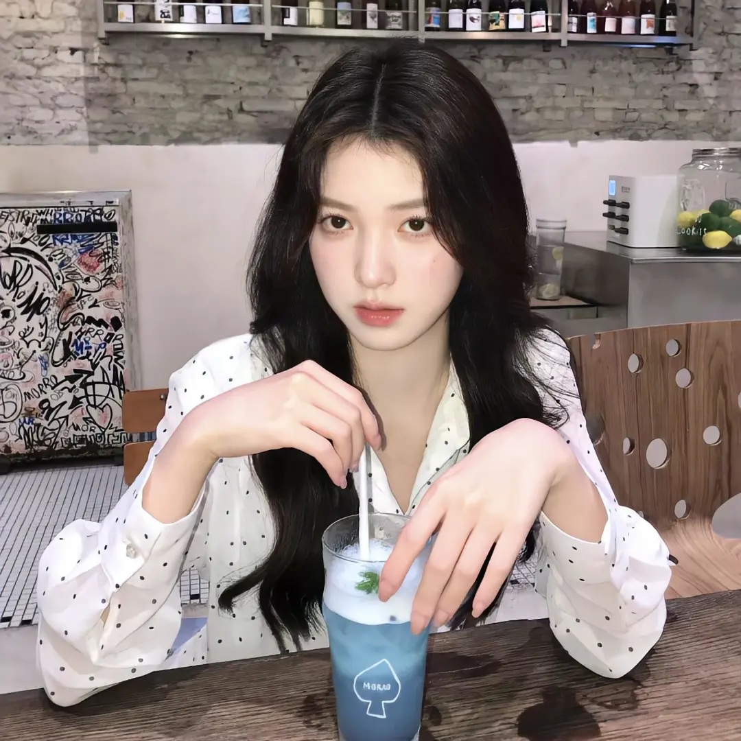 脸部特写素材自取_美女壁纸风景