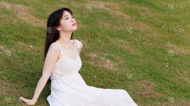 金融基金个人形象宣传业务介绍社交名片朋友圈封面套装_美女图片微信头像