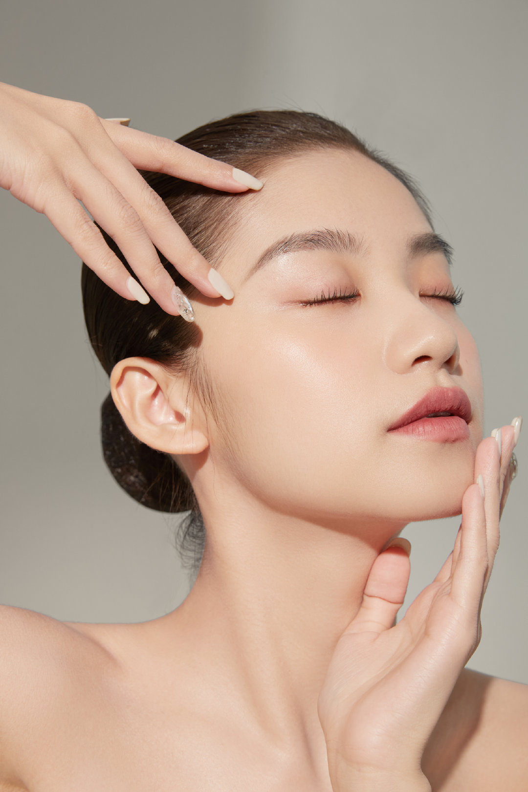 女装高级_美女图片微信头像