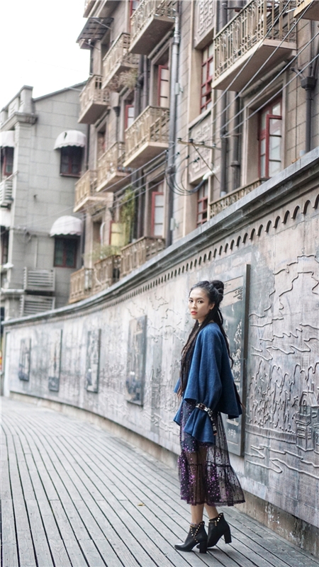 三八妇女节女神节女王节唯美浪漫人物剪影背景图片素材_美女照片手机挡脸头像