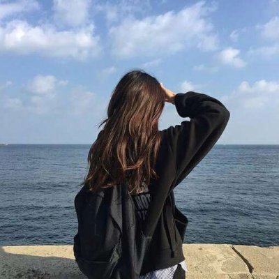 奕颜整理侵删致歉真人女生头像背影_美女头像真人可爱
