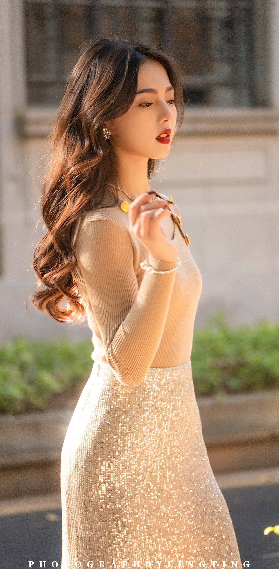 美女街拍时尚坊_美女照片手机挡脸头像