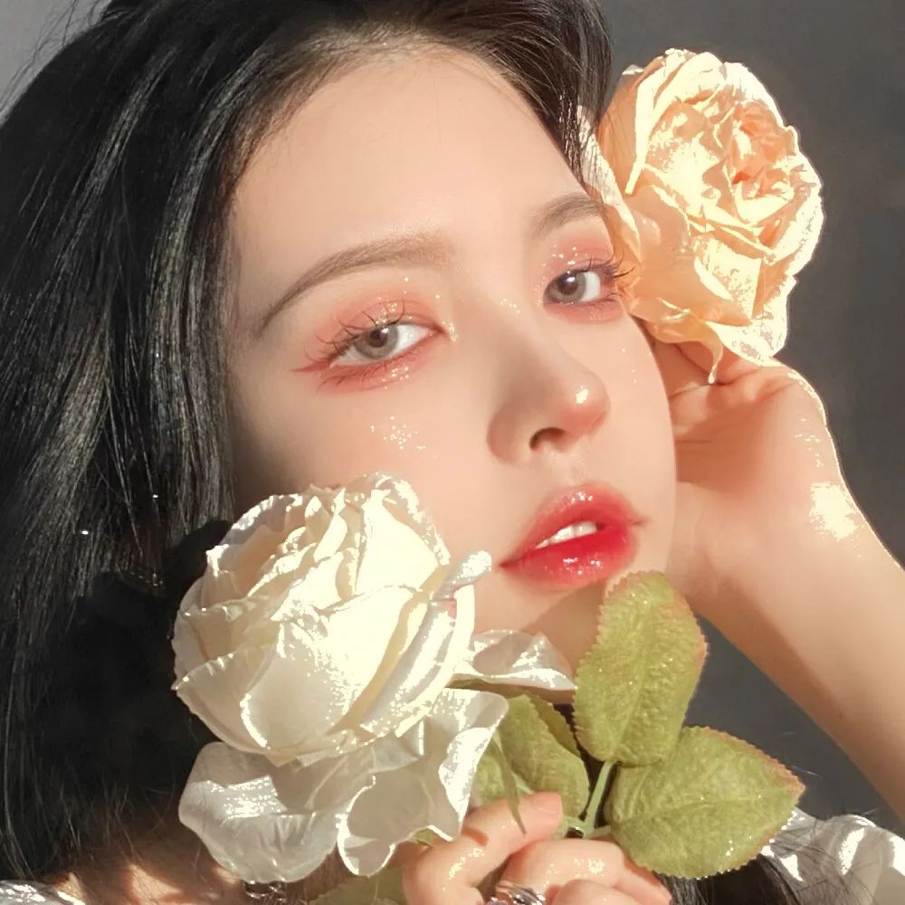 很有保护欲的清纯仙气十足的女生头像图片真人_美女照片