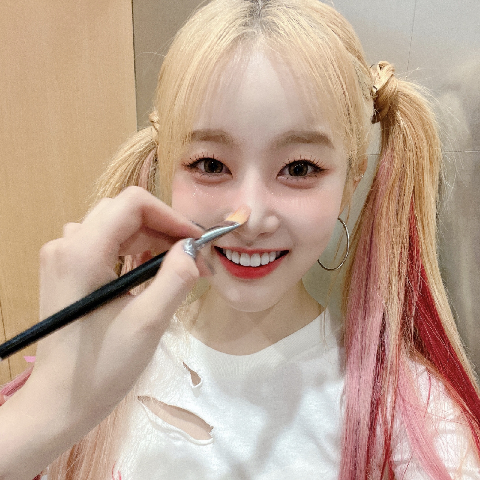 美女壁纸手机壁纸_美女头像真人版好看