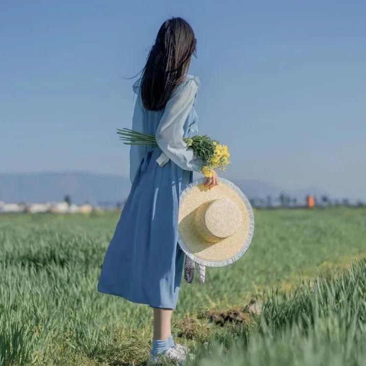 来自分享_美女图片微信头像