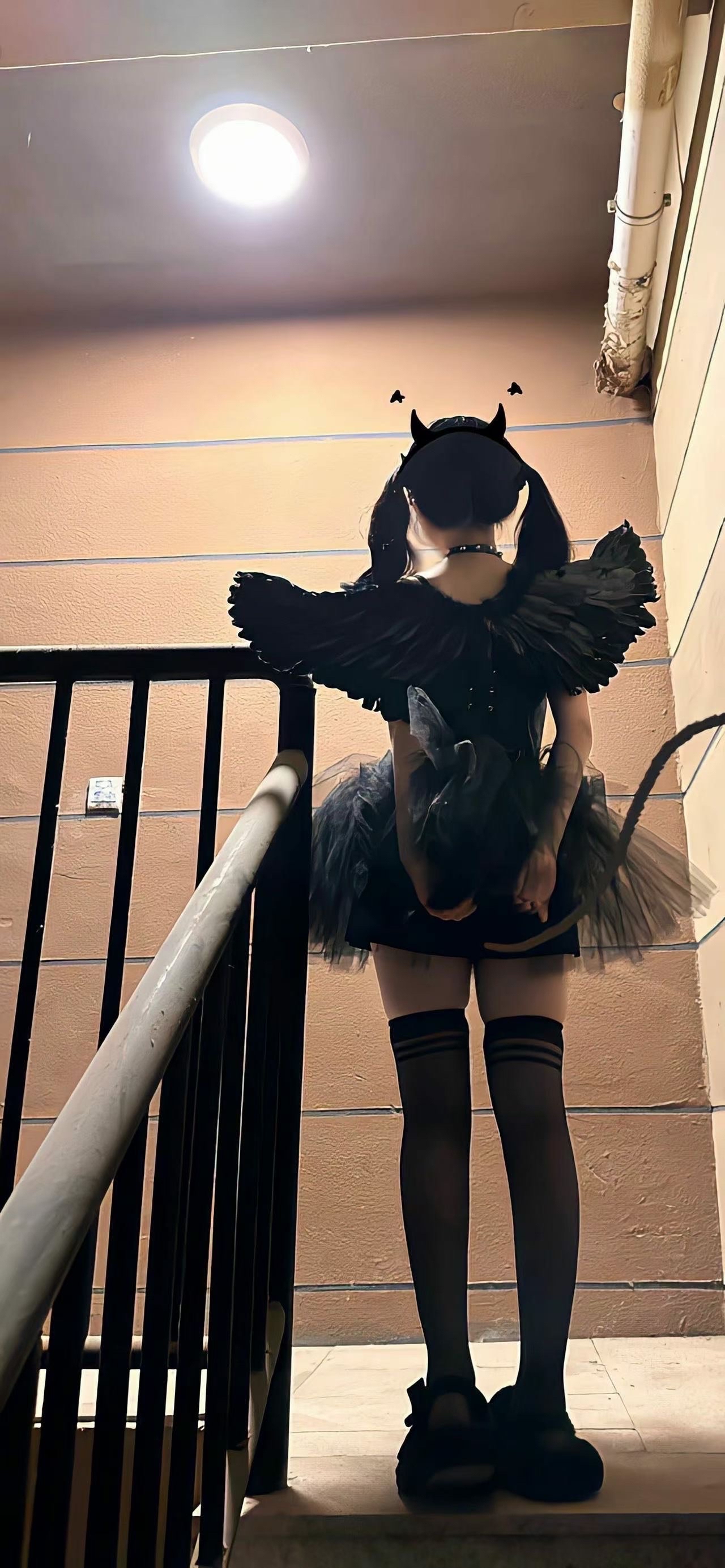 愿望清单 第一季美女照片真人图片背面