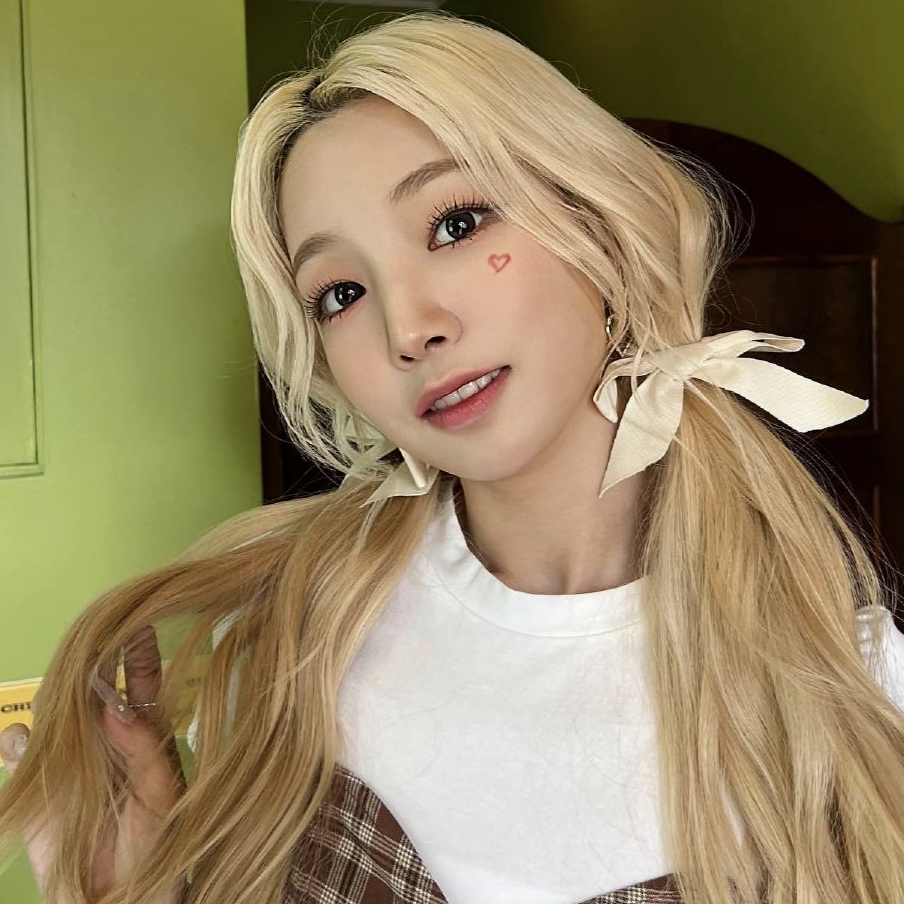 Yuumeilyn虞梅美女壁纸图片2025最新款