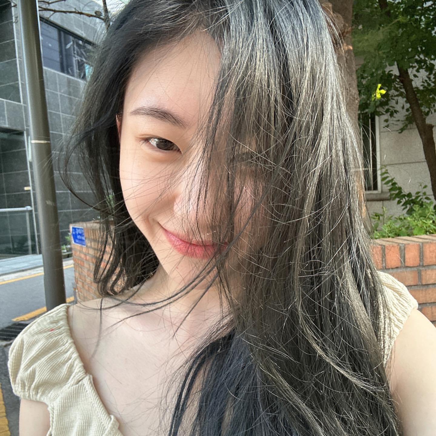 美女热舞_美女头像真人