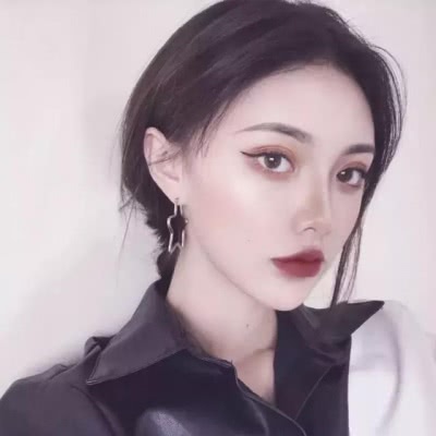 女生动漫真人头像_美女头像真人甜美