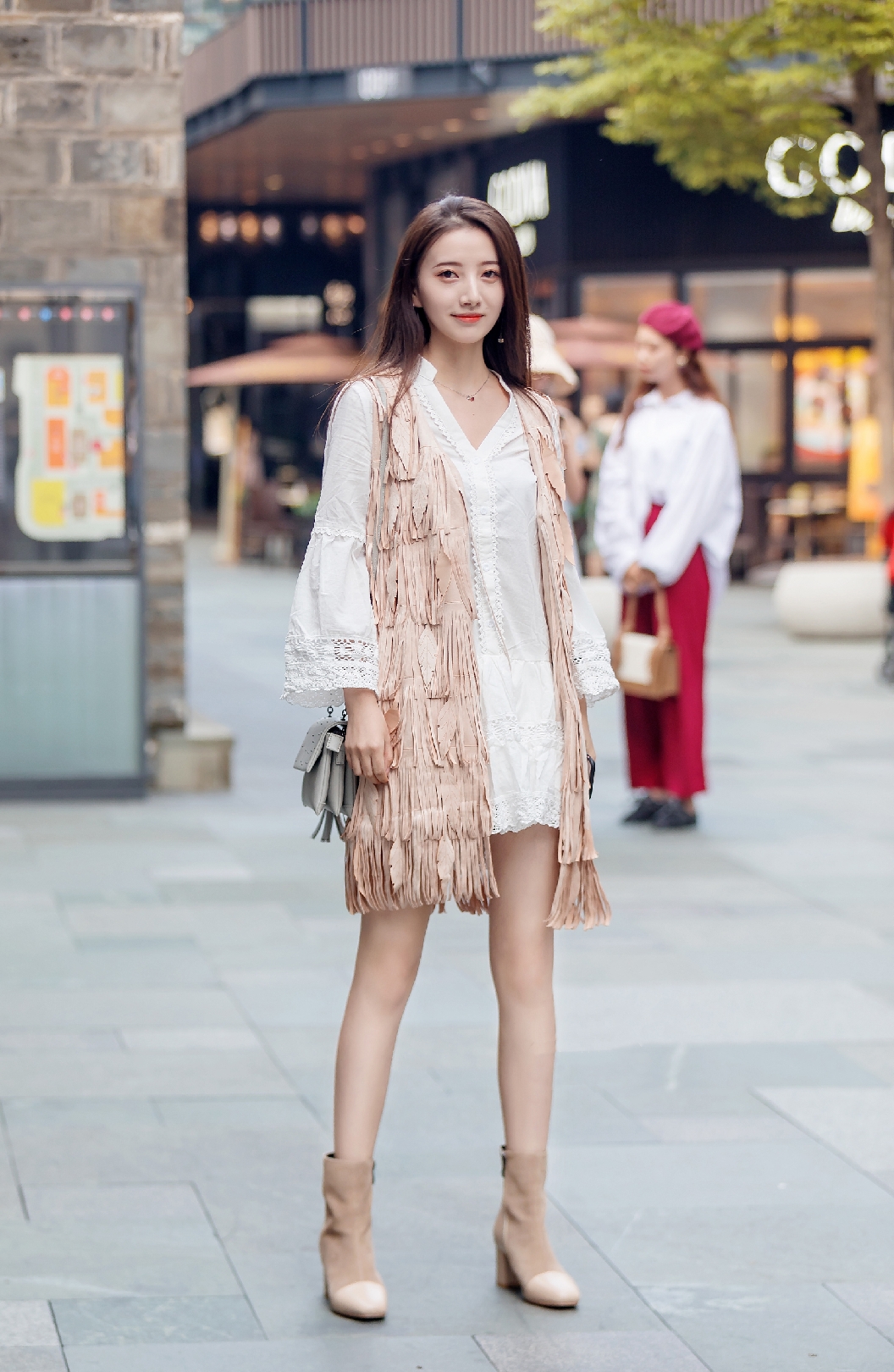 秋季职场酷飒优雅随心切换_美女图片微信头像