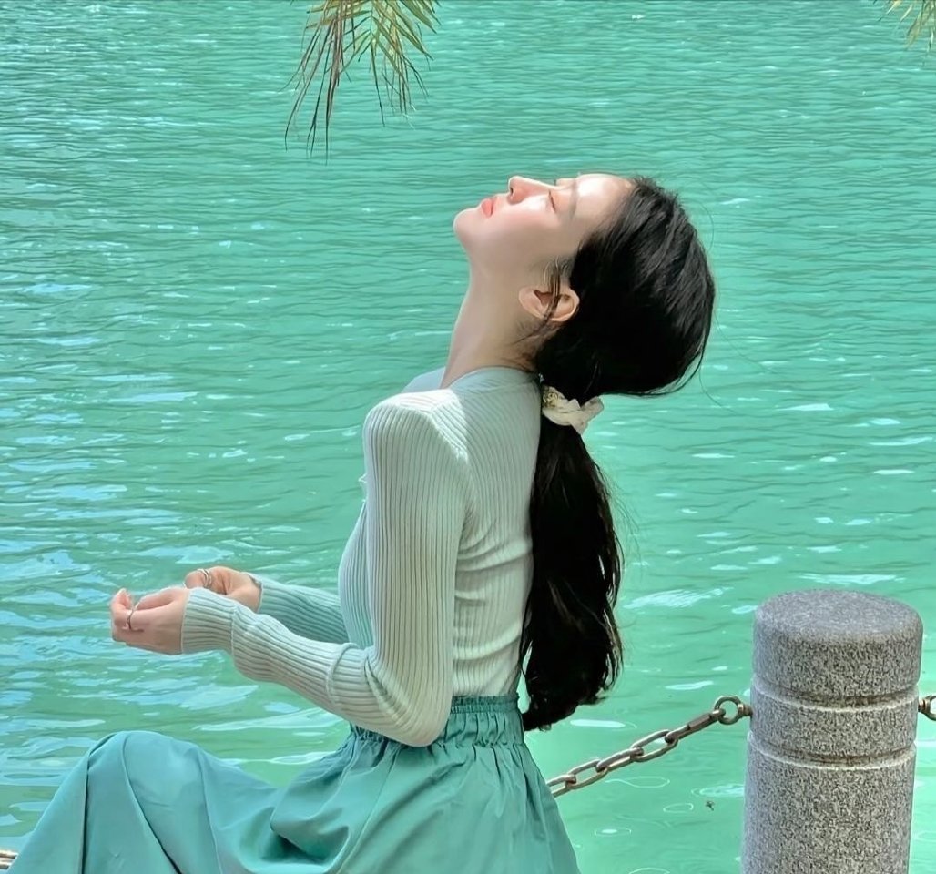 小红帽艺术幼儿园极品幼师玲玲美女头像真人
